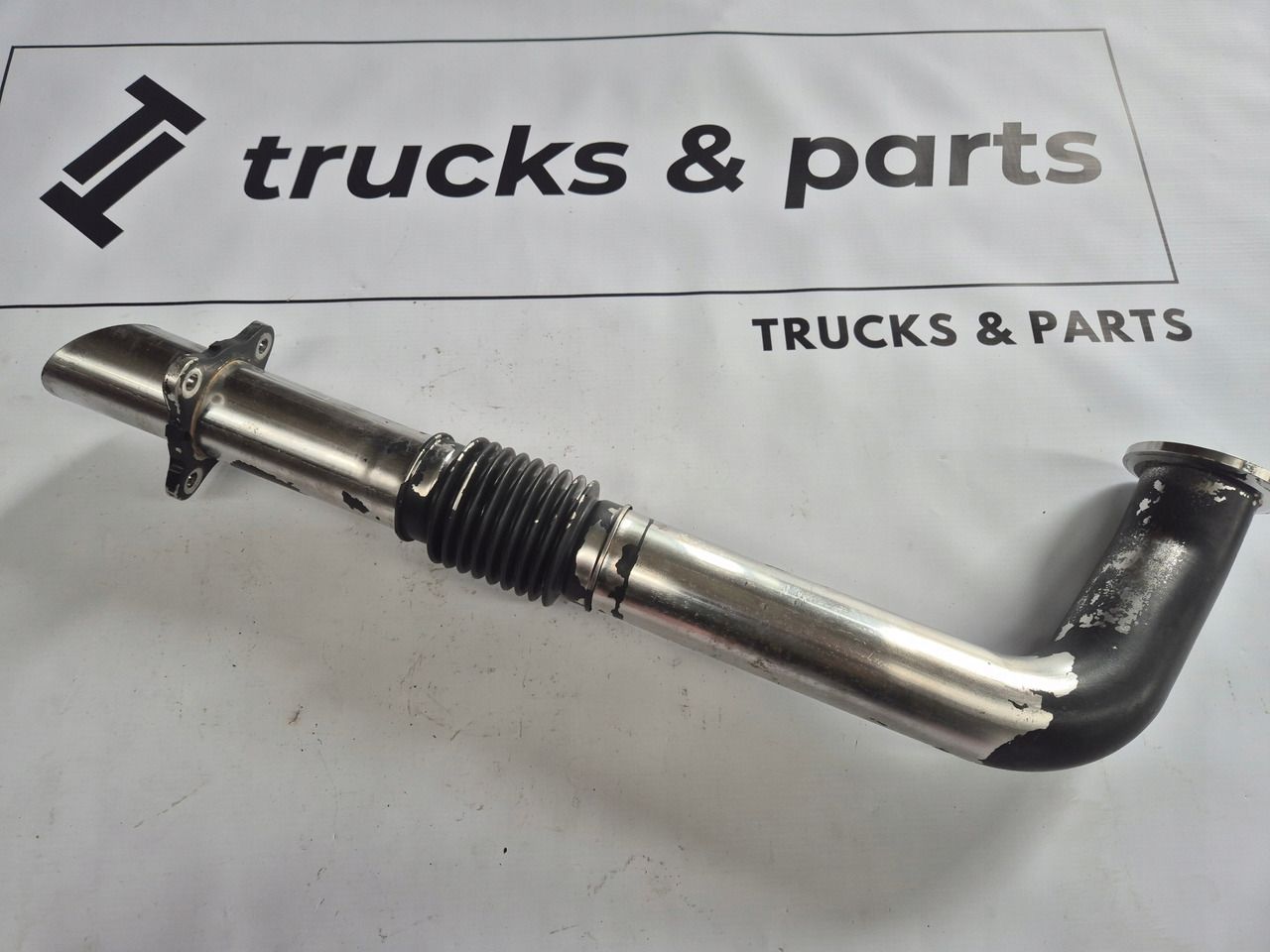 RENAULT RURA SPALIN EGR RENAULT GAMA T DTI 13 EVO VOLVO FH FM 4 5 I-SAVE - Motor y piezas para Camión: foto 2 RENAULT RURA SPALIN EGR RENAULT GAMA T DTI 13 EVO VOLVO FH FM 4 5 I-SAVE - Motor y piezas para Camión: foto 2