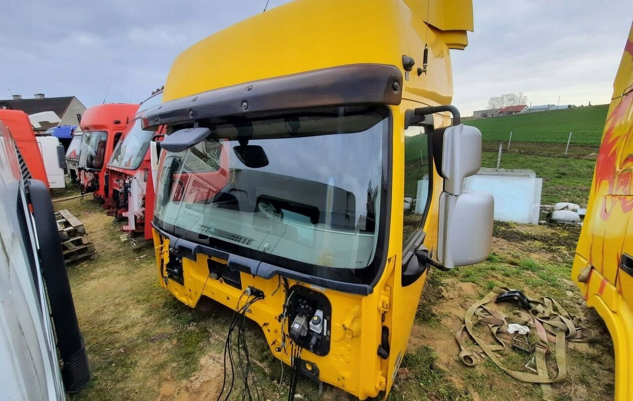 Renault PREMIUM DXI 460 - Cabina para Camión: foto 5 Renault PREMIUM DXI 460 - Cabina para Camión: foto 5