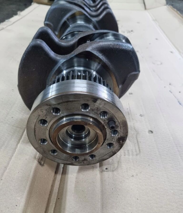 Renault VOLVO FL FE MIDLUM PREMIUM DXI 7 D7F. 21460971 Renault ,Volvo - Cigüeñal para Camión: foto 3 Renault VOLVO FL FE MIDLUM PREMIUM DXI 7 D7F. 21460971 Renault ,Volvo - Cigüeñal para Camión: foto 3