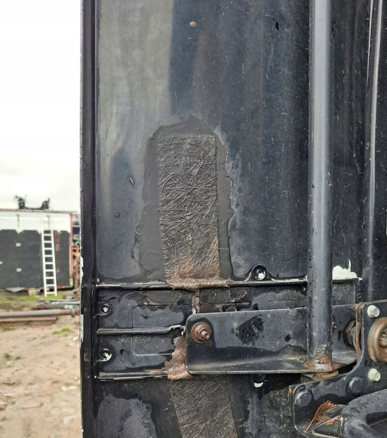 SPOILERY OWIEWKI KABINY KOMPLET VOLVO FH 12 13 XL - Aerodinámica/ Spoiler para Camión: foto 5 SPOILERY OWIEWKI KABINY KOMPLET VOLVO FH 12 13 XL - Aerodinámica/ Spoiler para Camión: foto 5