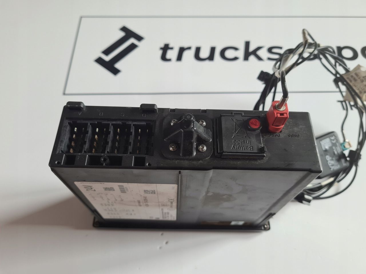 VDO TACHOGRAF ANTENA VDO 24V REL.4.0 2019 ROK FORD F-MAX TRUCKS CARGO - Tacógrafo para Camión: foto 4 VDO TACHOGRAF ANTENA VDO 24V REL.4.0 2019 ROK FORD F-MAX TRUCKS CARGO - Tacógrafo para Camión: foto 4