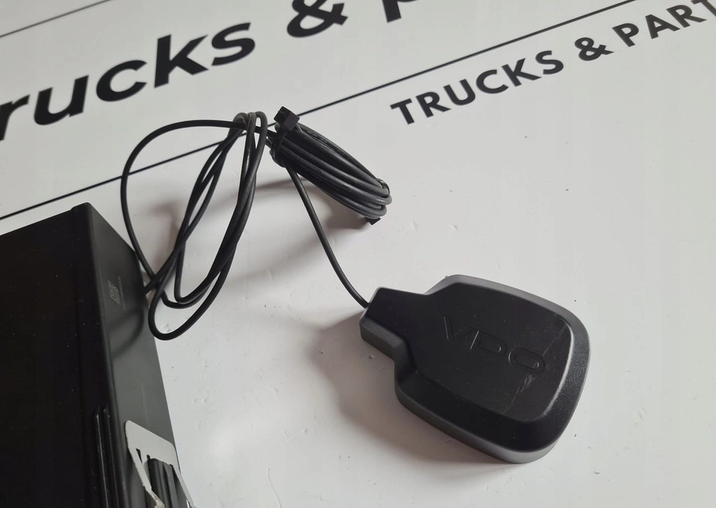 VDO TACHOGRAF VDO 12V/24V R4.1 2024 ROK 2 GENERACJI - Tacógrafo para Camión: foto 3 VDO TACHOGRAF VDO 12V/24V R4.1 2024 ROK 2 GENERACJI - Tacógrafo para Camión: foto 3