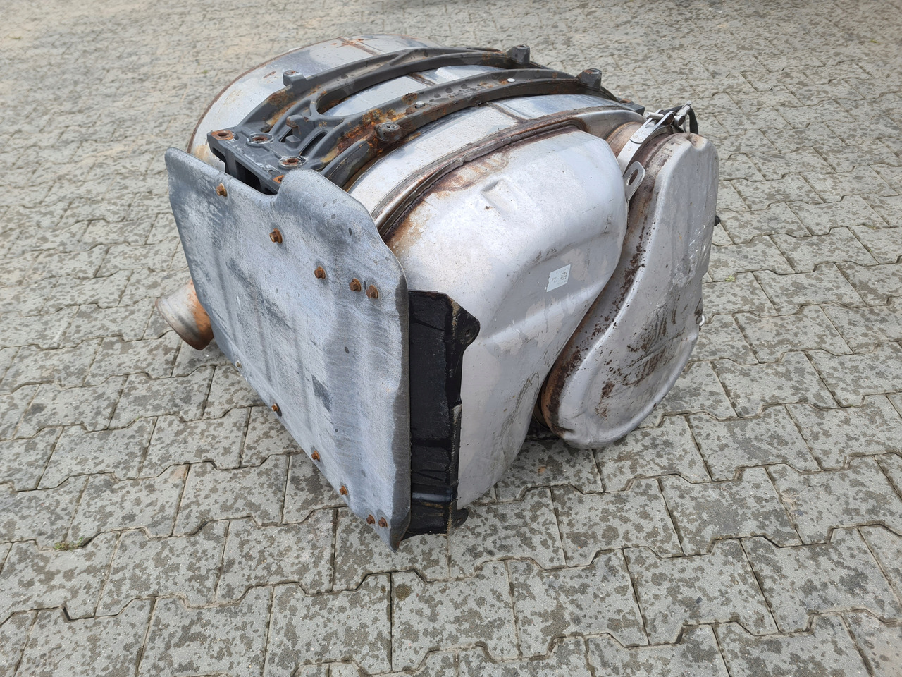 VOLVO KATALIZATOR TŁUMIK DPF FILTR KOMPLETNY VOLVO FH 4 FM 4 RENAULT GAMA T RANGE - Convertidor catalítico: foto 1 VOLVO KATALIZATOR TŁUMIK DPF FILTR KOMPLETNY VOLVO FH 4 FM 4 RENAULT GAMA T RANGE - Convertidor catalítico: foto 1