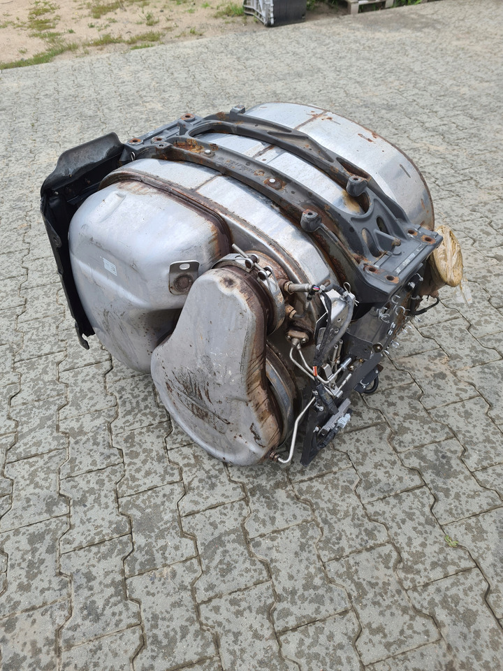 VOLVO KATALIZATOR TŁUMIK DPF FILTR KOMPLETNY VOLVO FH 4 FM 4 RENAULT GAMA T RANGE - Convertidor catalítico: foto 2 VOLVO KATALIZATOR TŁUMIK DPF FILTR KOMPLETNY VOLVO FH 4 FM 4 RENAULT GAMA T RANGE - Convertidor catalítico: foto 2