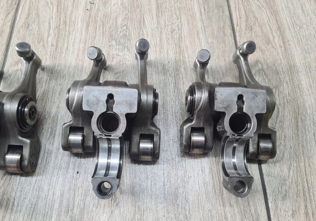VOLVO - KLAWIATU RAZAWOROWA 21953319 P01 21796360 P02 - Motor y piezas: foto 3 VOLVO - KLAWIATU RAZAWOROWA 21953319 P01 21796360 P02 - Motor y piezas: foto 3