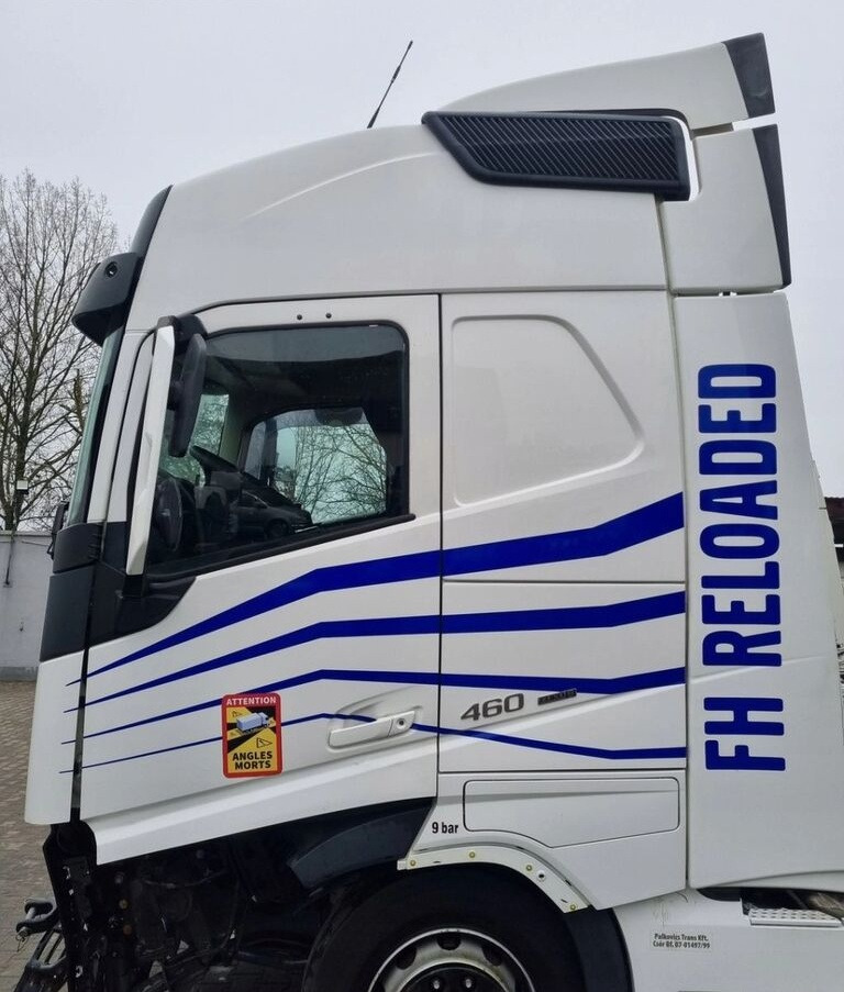 Volvo-ABG VOLVO FH 4 EURO 6 GLOBETROTTER 2018 ROK Volvo VOLVO FH 4 EURO 6 GLOBETROTTER 2018 ROK - Cabina para Camión: foto 1 Volvo-ABG VOLVO FH 4 EURO 6 GLOBETROTTER 2018 ROK Volvo VOLVO FH 4 EURO 6 GLOBETROTTER 2018 ROK - Cabina para Camión: foto 1