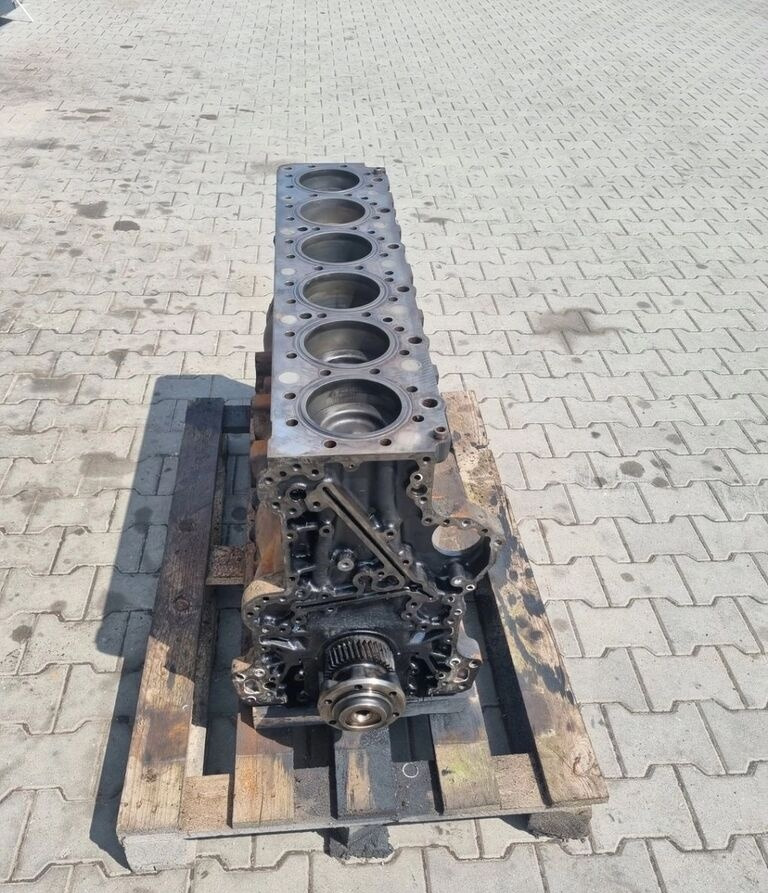 Volvo SŁUPEK TŁOKI WAŁ KORBOWY FH 12 D12 RENAULT MAGNUM DXI 12 1001968 Volvo - Bloque de cilindros para Camión: foto 1 Volvo SŁUPEK TŁOKI WAŁ KORBOWY FH 12 D12 RENAULT MAGNUM DXI 12 1001968 Volvo - Bloque de cilindros para Camión: foto 1