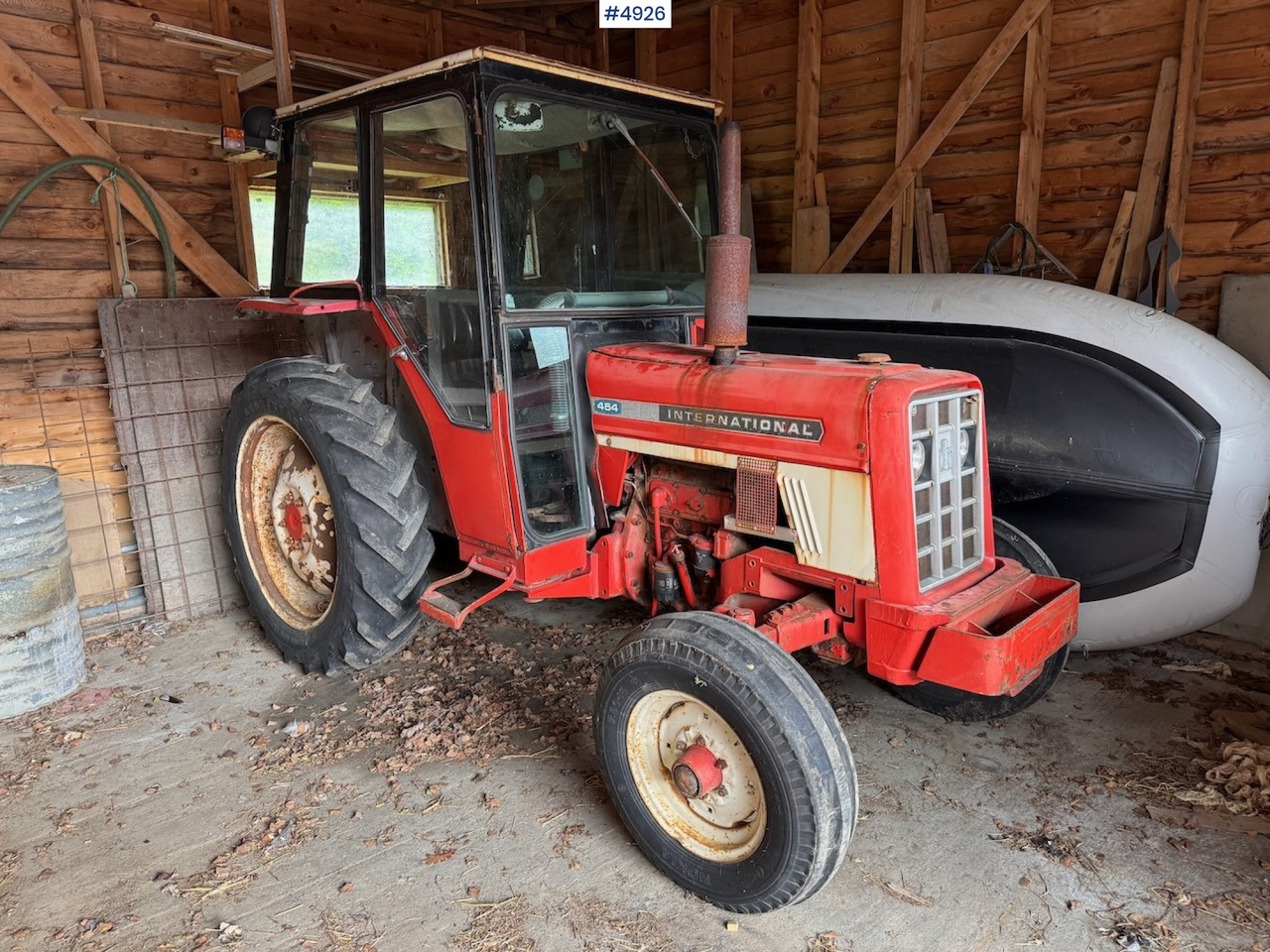 1977 International Harvester 454 - Tractor: foto 1 1977 International Harvester 454 - Tractor: foto 1