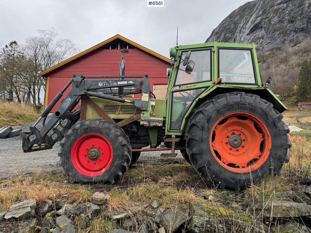 Tractor 1981 Fendt Farmer 108 LS Turbomatik w/ front loader.: foto 8