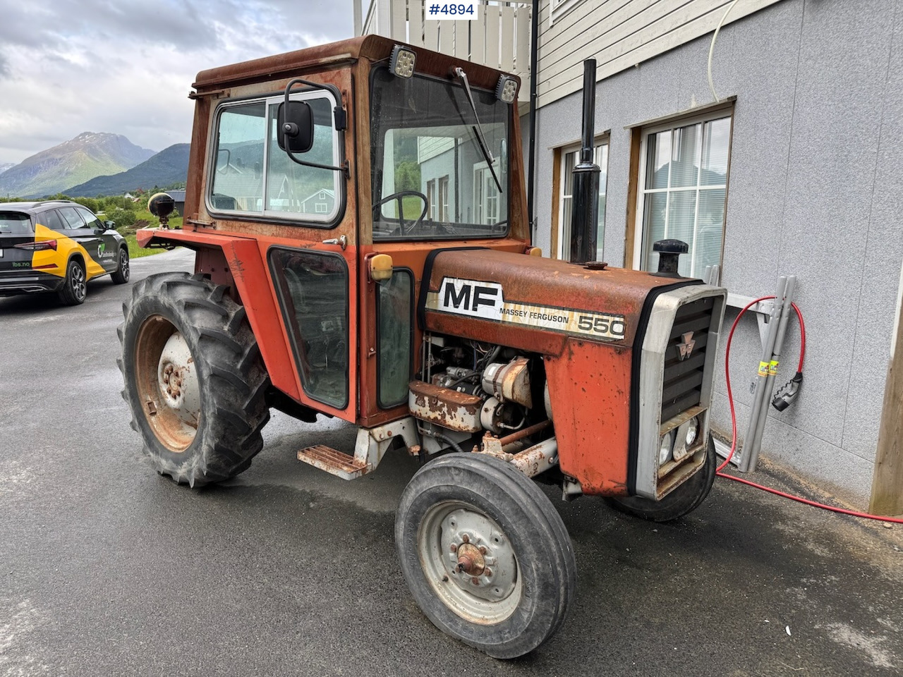 1983 Massey Ferguson 550 - Tractor: foto 1 1983 Massey Ferguson 550 - Tractor: foto 1