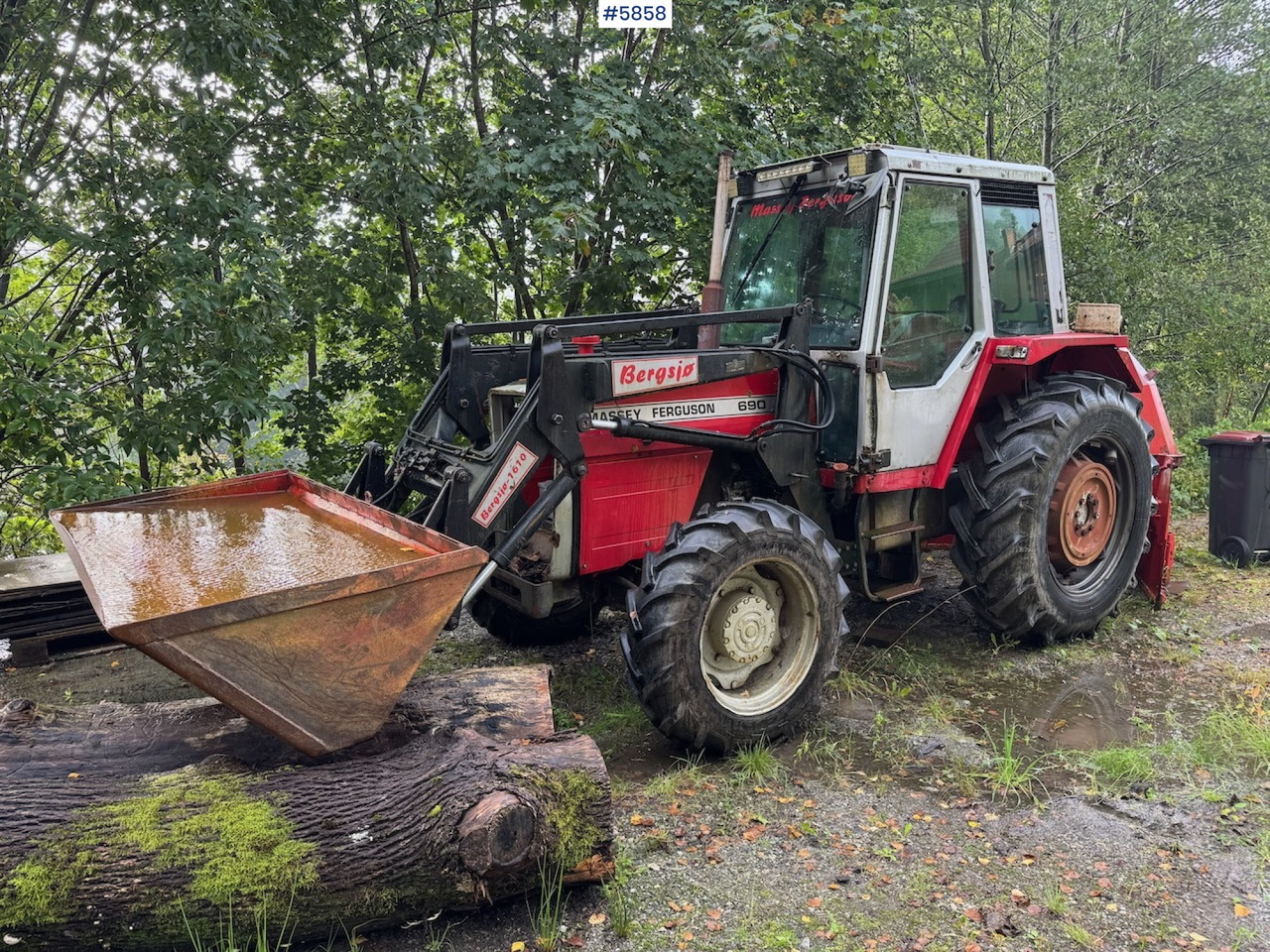 1983 Massey Ferguson 690 with front loader - Tractor: foto 1 1983 Massey Ferguson 690 with front loader - Tractor: foto 1