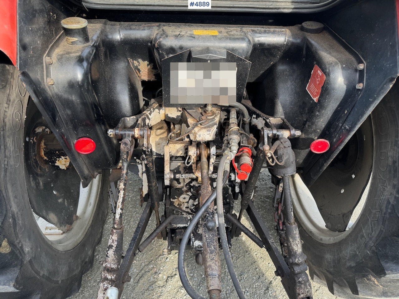 Tractor 1986 Case International 585: foto 17