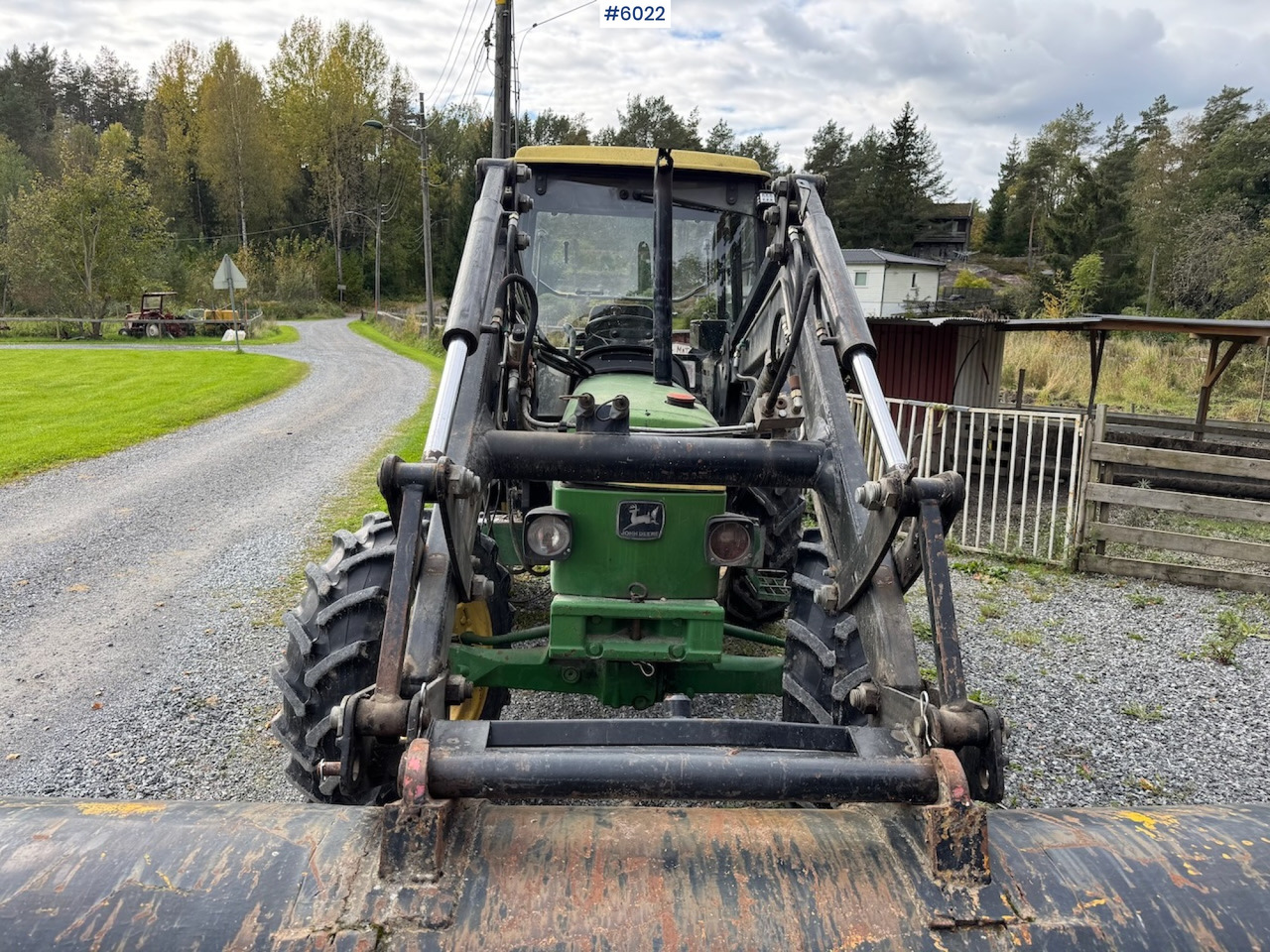 1990 John Deere 1950 Power Synchron w/ front loader. - Tractor: foto 3 1990 John Deere 1950 Power Synchron w/ front loader. - Tractor: foto 3