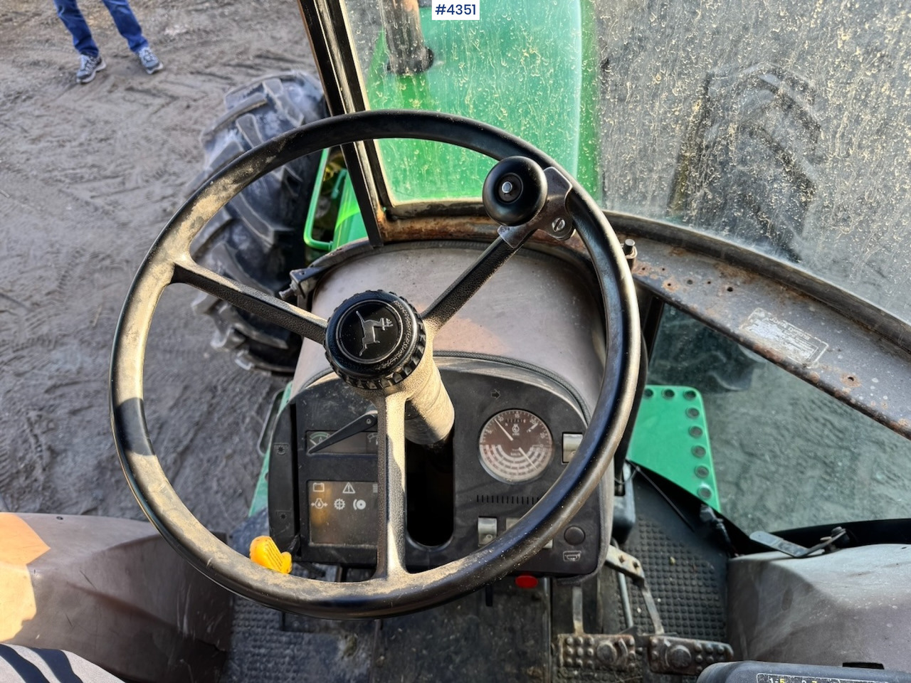Tractor 1991 John Deere 2850 4x4 Synchron w/ front hydraulics.: foto 16