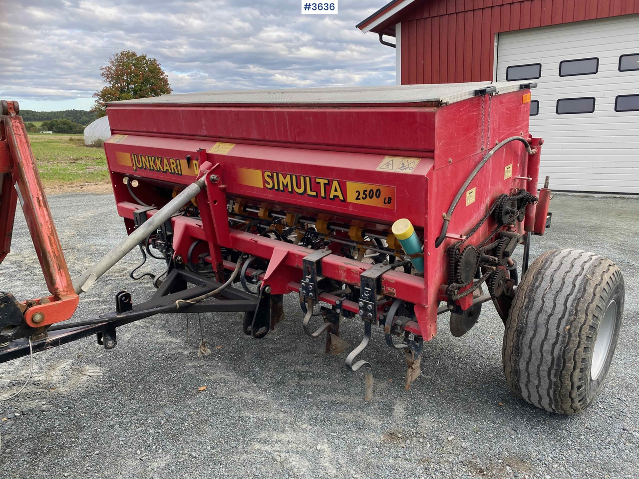 1997 Junkkari Simulta 2500 seed drill - Sembradora: foto 3 1997 Junkkari Simulta 2500 seed drill - Sembradora: foto 3