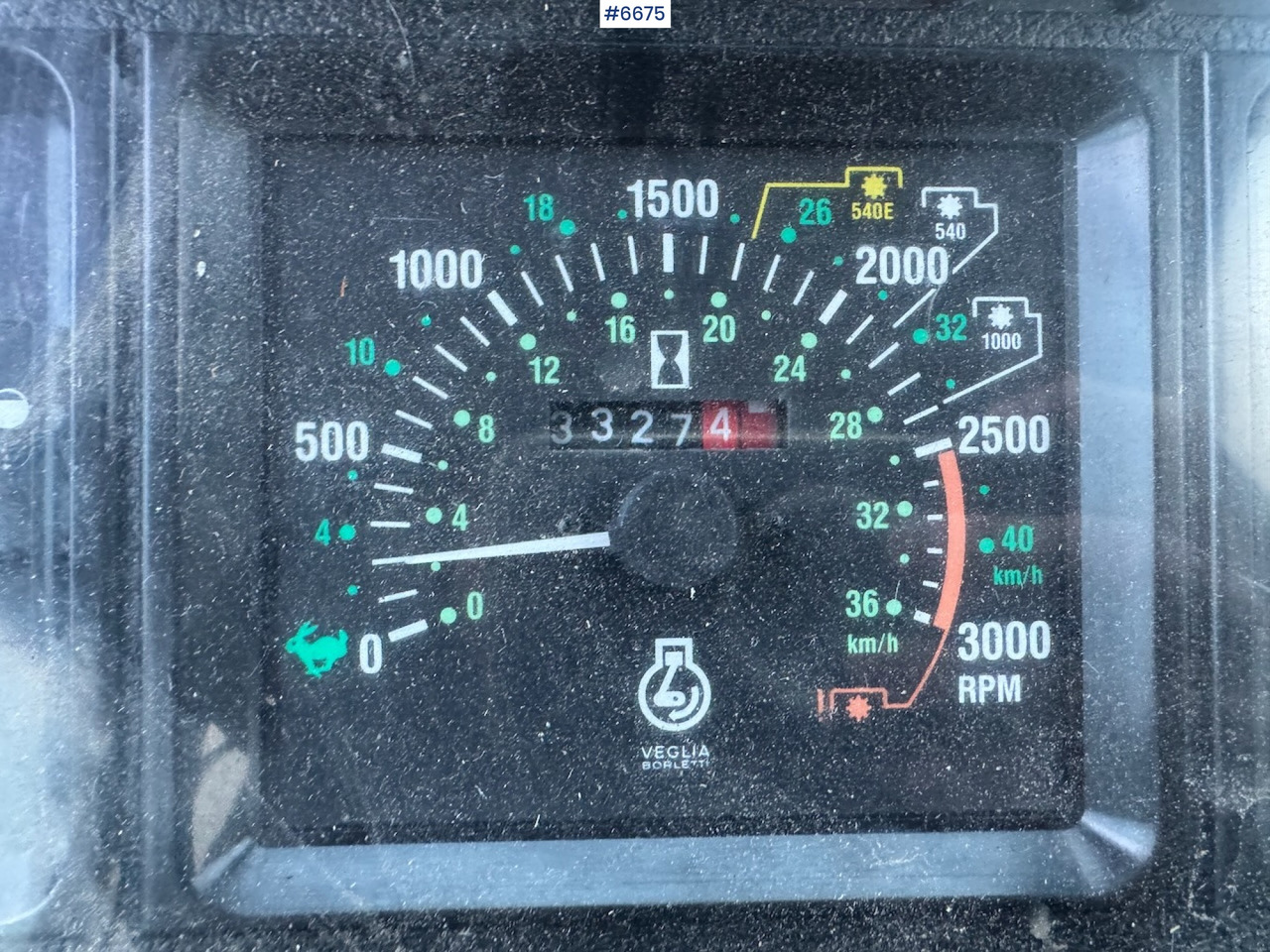 Leasing financiero de 1997 New Holland L 85 w/ front loader. leasing 1997 New Holland L 85 w/ front loader.: foto 18 Leasing financiero de 1997 New Holland L 85 w/ front loader. leasing 1997 New Holland L 85 w/ front loader.: foto 18