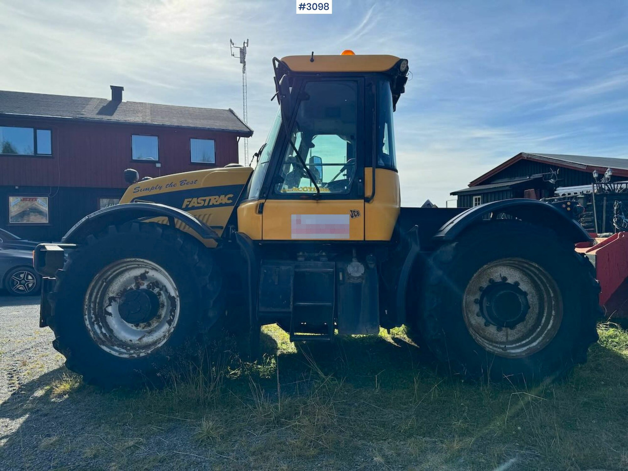 Tractor 2001 JCB Fastrac 3185 4x4. The plow rigged and two sets of tires.: foto 10 Tractor 2001 JCB Fastrac 3185 4x4. The plow rigged and two sets of tires.: foto 10