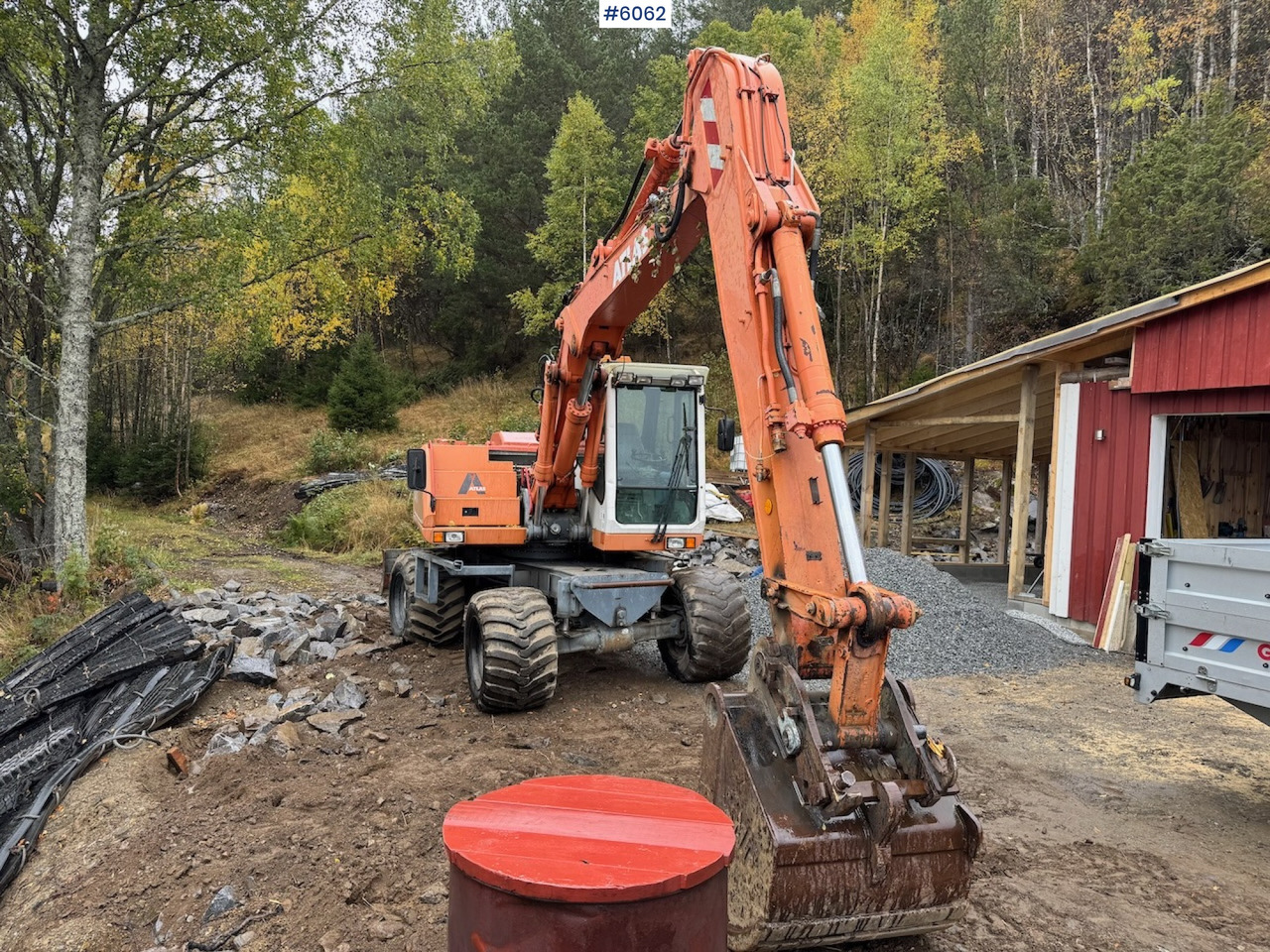 2002 Atlas 1304 w/ 1 backhoe bucket Low Hours! - Excavadora de ruedas: foto 3 2002 Atlas 1304 w/ 1 backhoe bucket Low Hours! - Excavadora de ruedas: foto 3