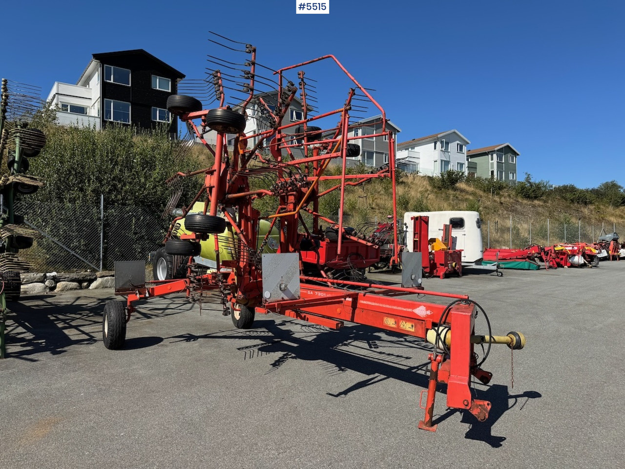 2002 Kuhn GA 7301 Collecting rake - Maquinaria de henificación: foto 3 2002 Kuhn GA 7301 Collecting rake - Maquinaria de henificación: foto 3