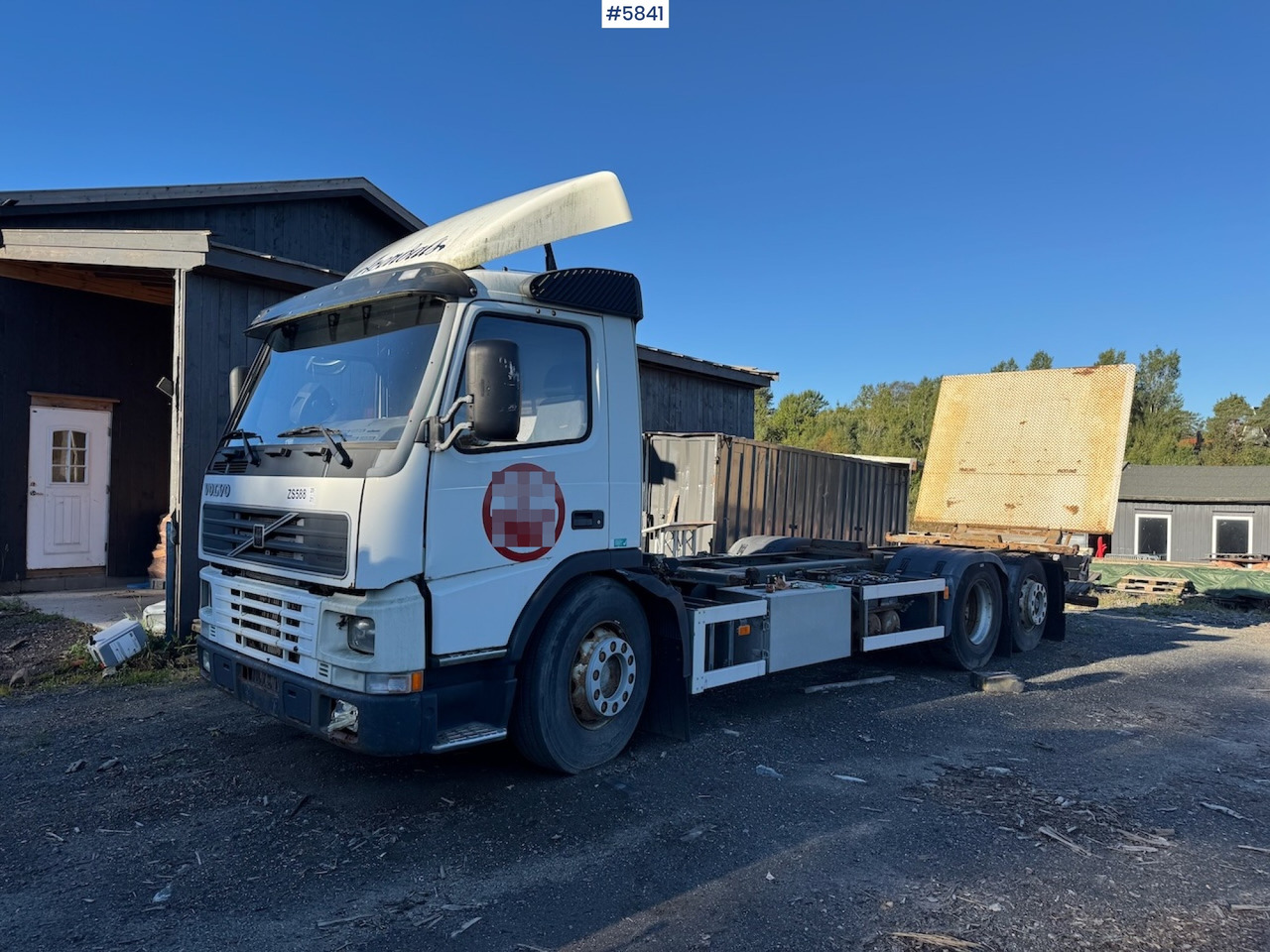 2002 Volvo FM 6x2. - Portacontenedore/ Intercambiable camión: foto 1 2002 Volvo FM 6x2. - Portacontenedore/ Intercambiable camión: foto 1