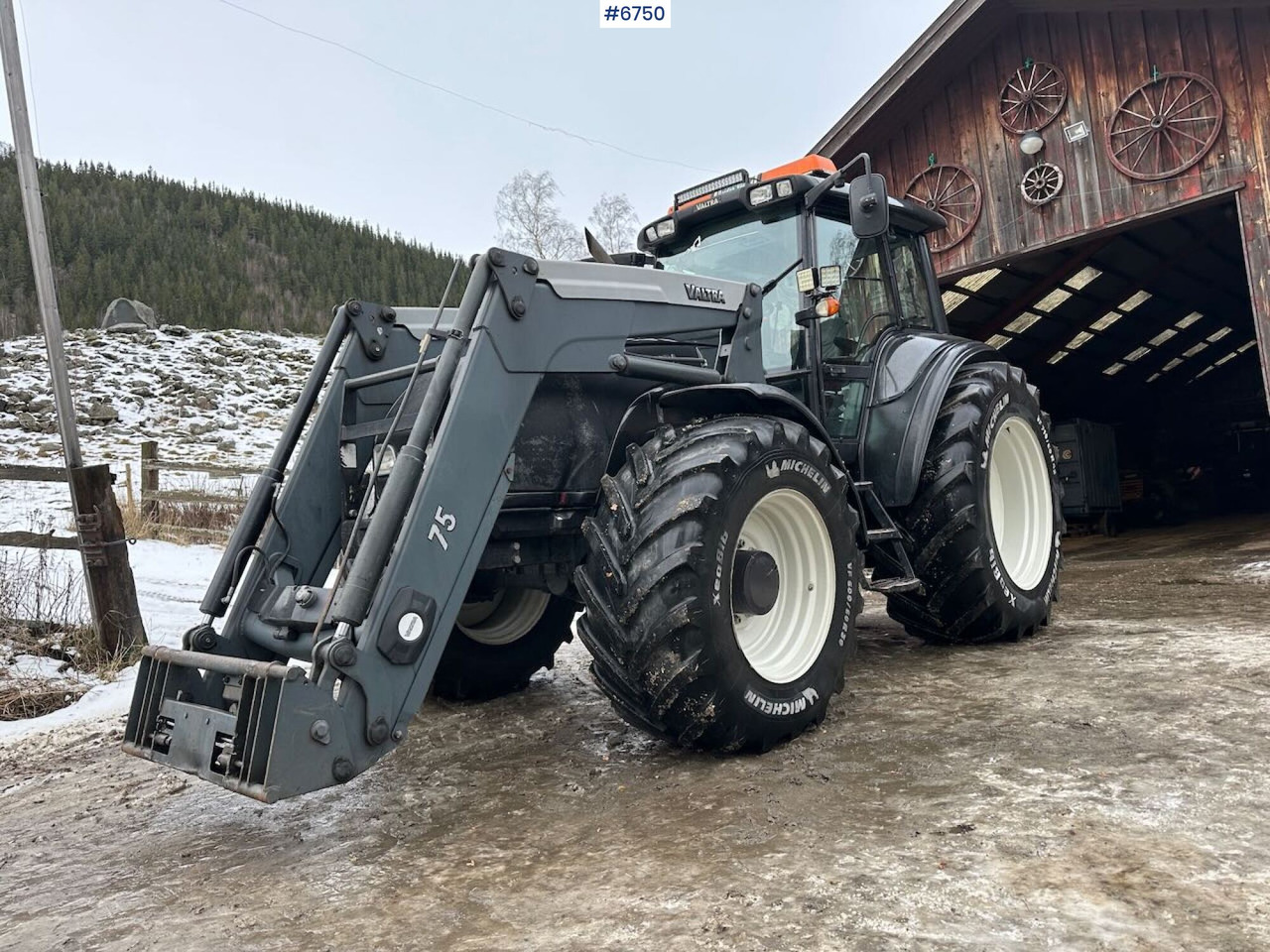 2006 Valtra T190 4x4 w/ Front loader and new gearbox! SEE VIDEO. - Tractor: foto 5 2006 Valtra T190 4x4 w/ Front loader and new gearbox! SEE VIDEO. - Tractor: foto 5