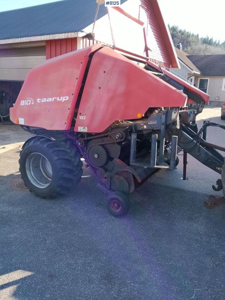 2007 Taarup 6844 BIO+ round baler - Maquinaria de henificación: foto 1 2007 Taarup 6844 BIO+ round baler - Maquinaria de henificación: foto 1