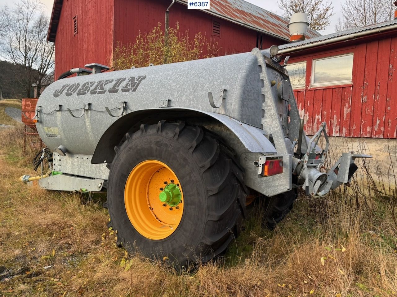 2008 Joskin Winpack 10000 ME fertilizer spreader - Cuba de purín: foto 3 2008 Joskin Winpack 10000 ME fertilizer spreader - Cuba de purín: foto 3