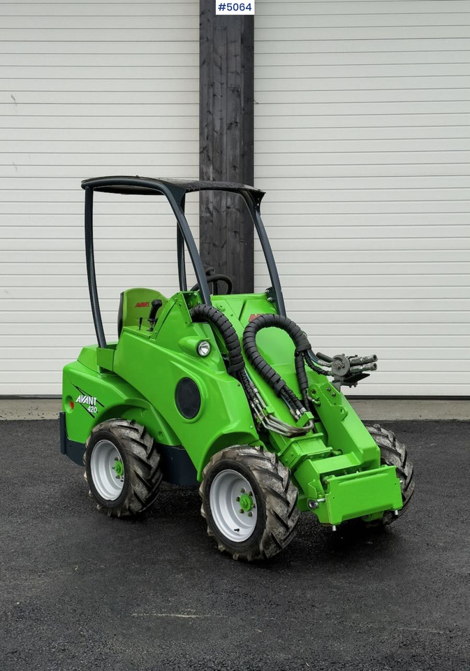 2012 Avant M420 w/ bucket NEWLY SERVICED - Cargadora articulada: foto 2 2012 Avant M420 w/ bucket NEWLY SERVICED - Cargadora articulada: foto 2