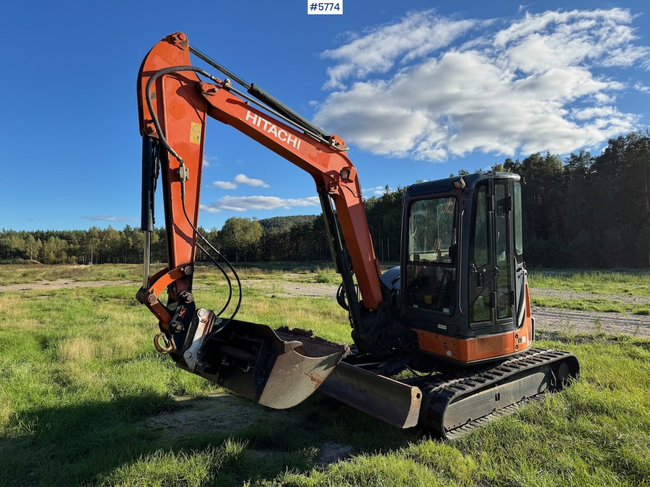 2012 Hitachi ZX 52 U-3 CLR - Excavadora: foto 2 2012 Hitachi ZX 52 U-3 CLR - Excavadora: foto 2
