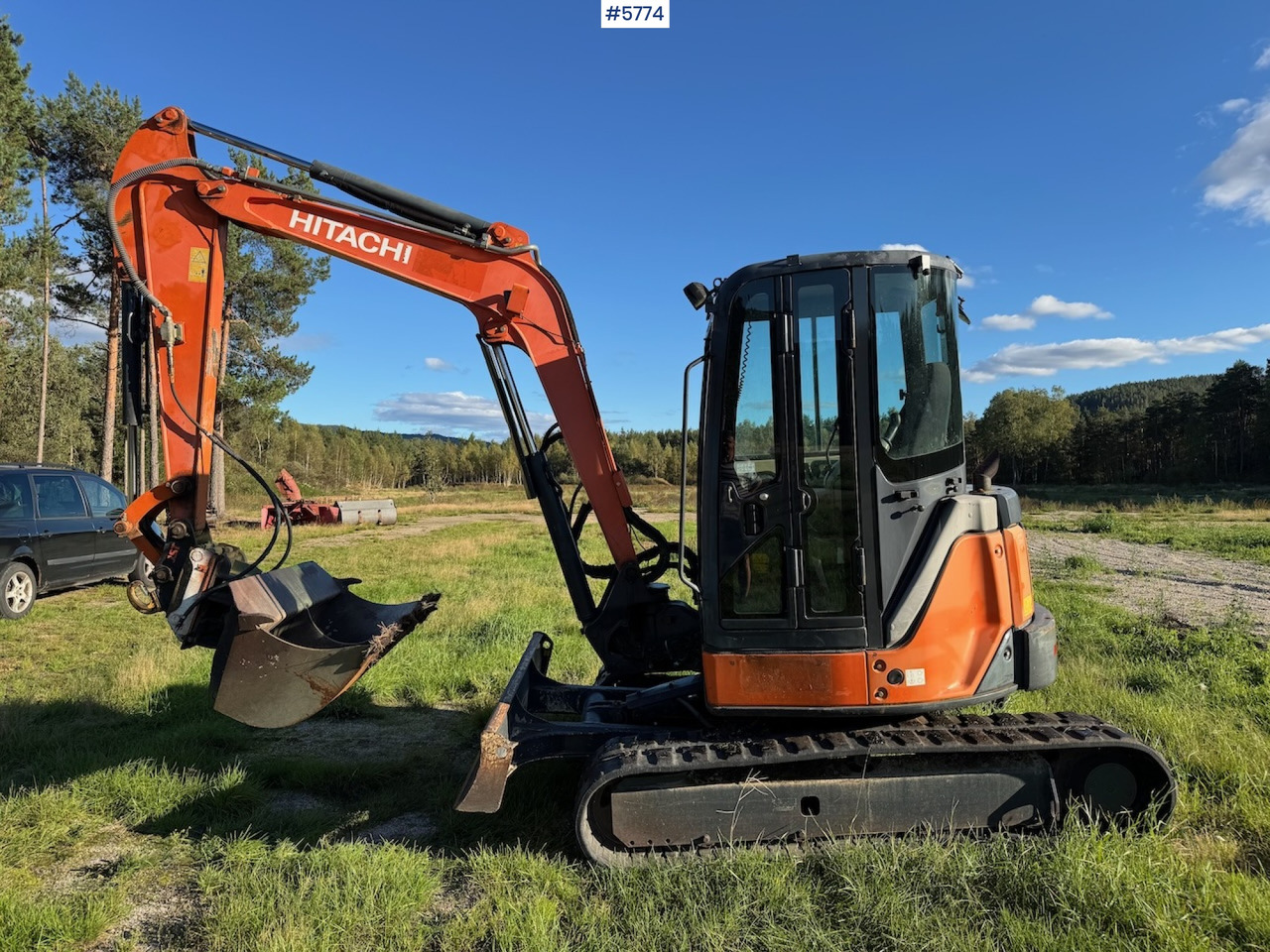 2012 Hitachi ZX 52 U-3 CLR - Excavadora: foto 1 2012 Hitachi ZX 52 U-3 CLR - Excavadora: foto 1