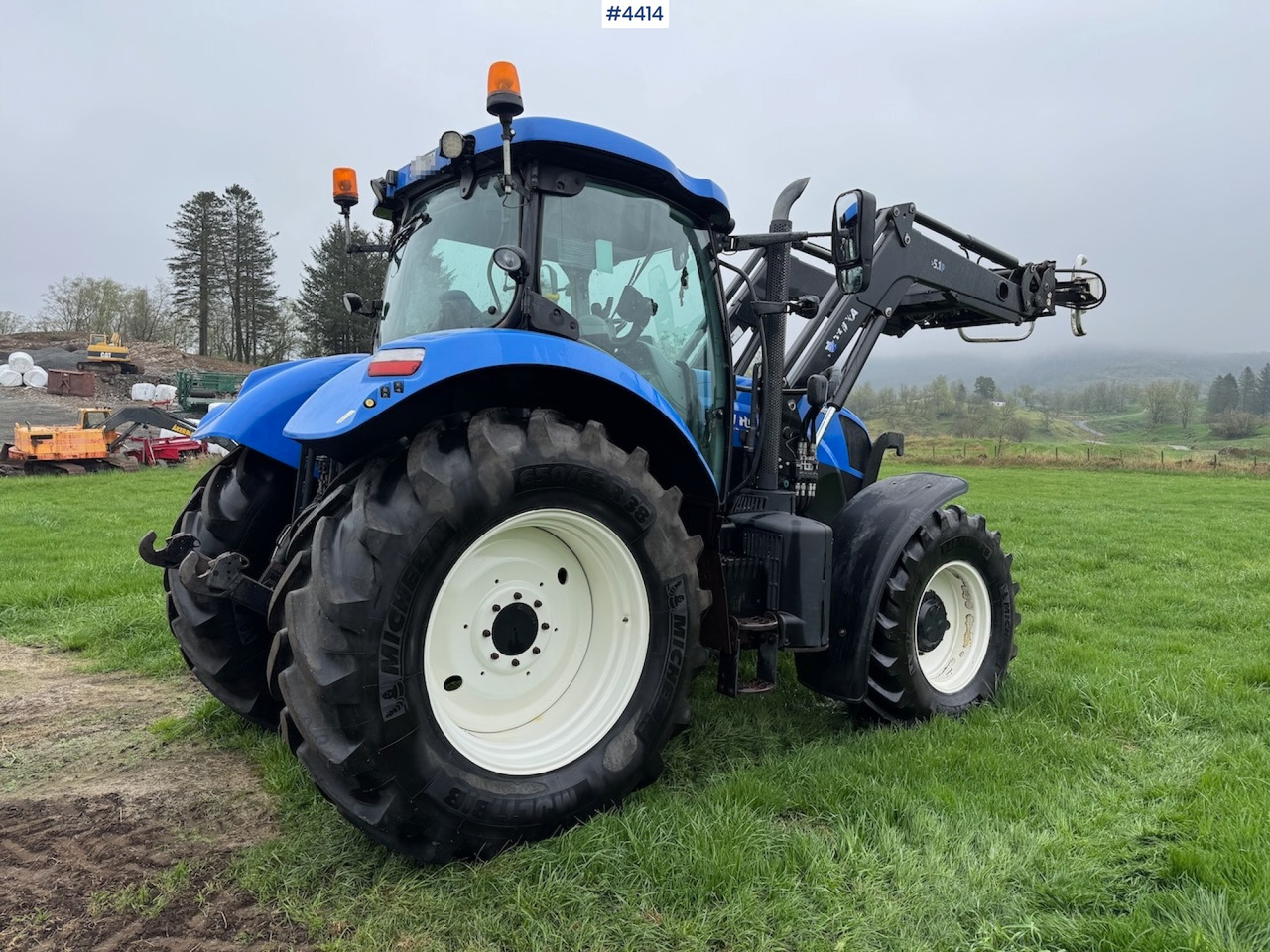 2015 New Holland T7.185 Auto Command w/Front Loader - Tractor: foto 4 2015 New Holland T7.185 Auto Command w/Front Loader - Tractor: foto 4