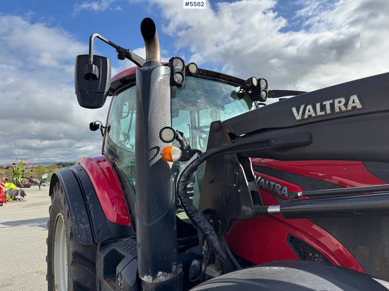 2018 Valtra T194 w/ front loader. - Tractor: foto 2 2018 Valtra T194 w/ front loader. - Tractor: foto 2