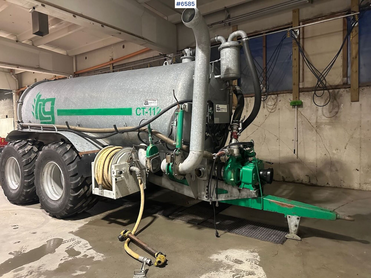 2019 Garcia vacuum truck 11.2 m³ w/ cannon. Never been dirty in. - Equipo para trabajo del suelo: foto 1 2019 Garcia vacuum truck 11.2 m³ w/ cannon. Never been dirty in. - Equipo para trabajo del suelo: foto 1