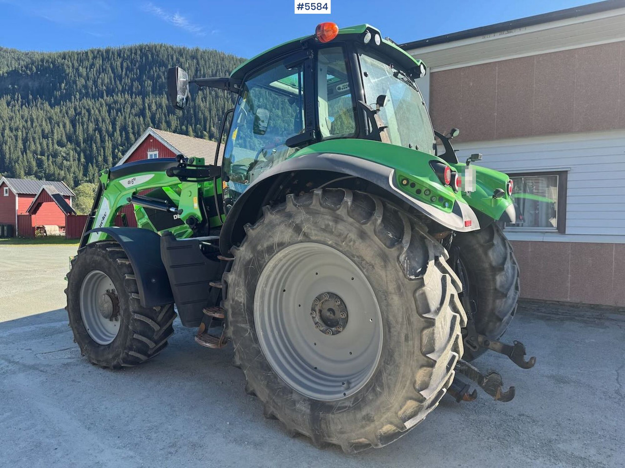 2020 Deutz-Fahr 6215 Agrotron w/ front loader & 2 sets of tires - Tractor: foto 5 2020 Deutz-Fahr 6215 Agrotron w/ front loader & 2 sets of tires - Tractor: foto 5