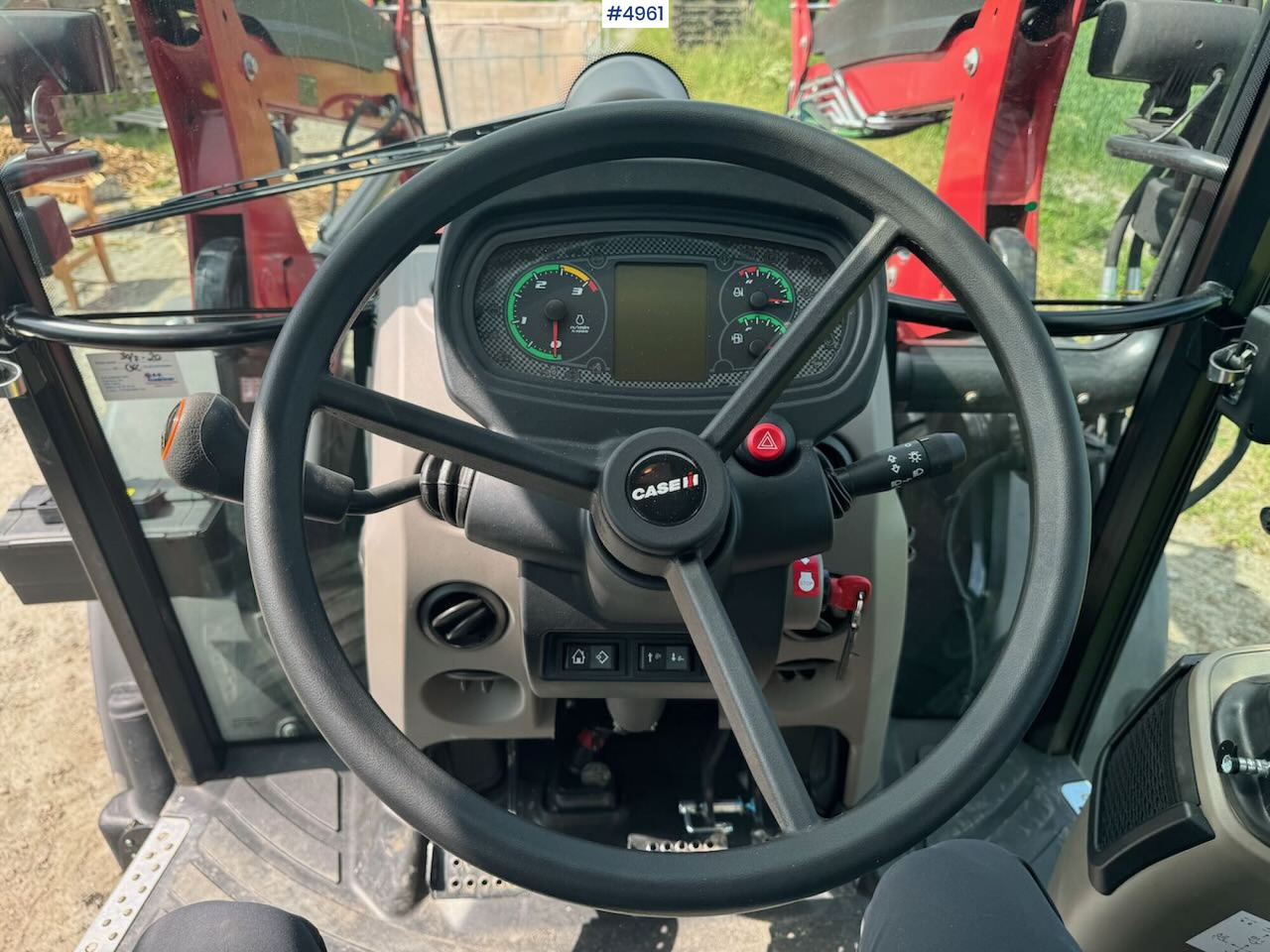 Tractor 2021 Case IH Famall 75C w/ front loader. 150 Hours!: foto 19