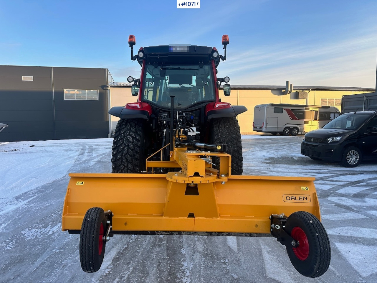 2023 Valtra A95 4x4 Tractor w/ Front Loader, Plow and Back plow - Tractor: foto 5 2023 Valtra A95 4x4 Tractor w/ Front Loader, Plow and Back plow - Tractor: foto 5