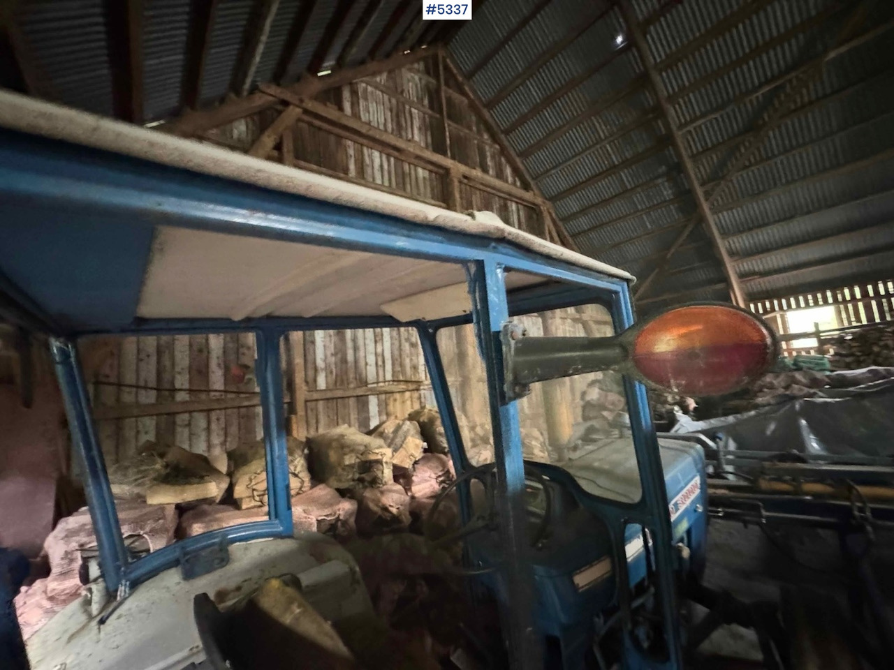 Tractor Ford 3000 traktor m/ skuffe: foto 11 Tractor Ford 3000 traktor m/ skuffe: foto 11