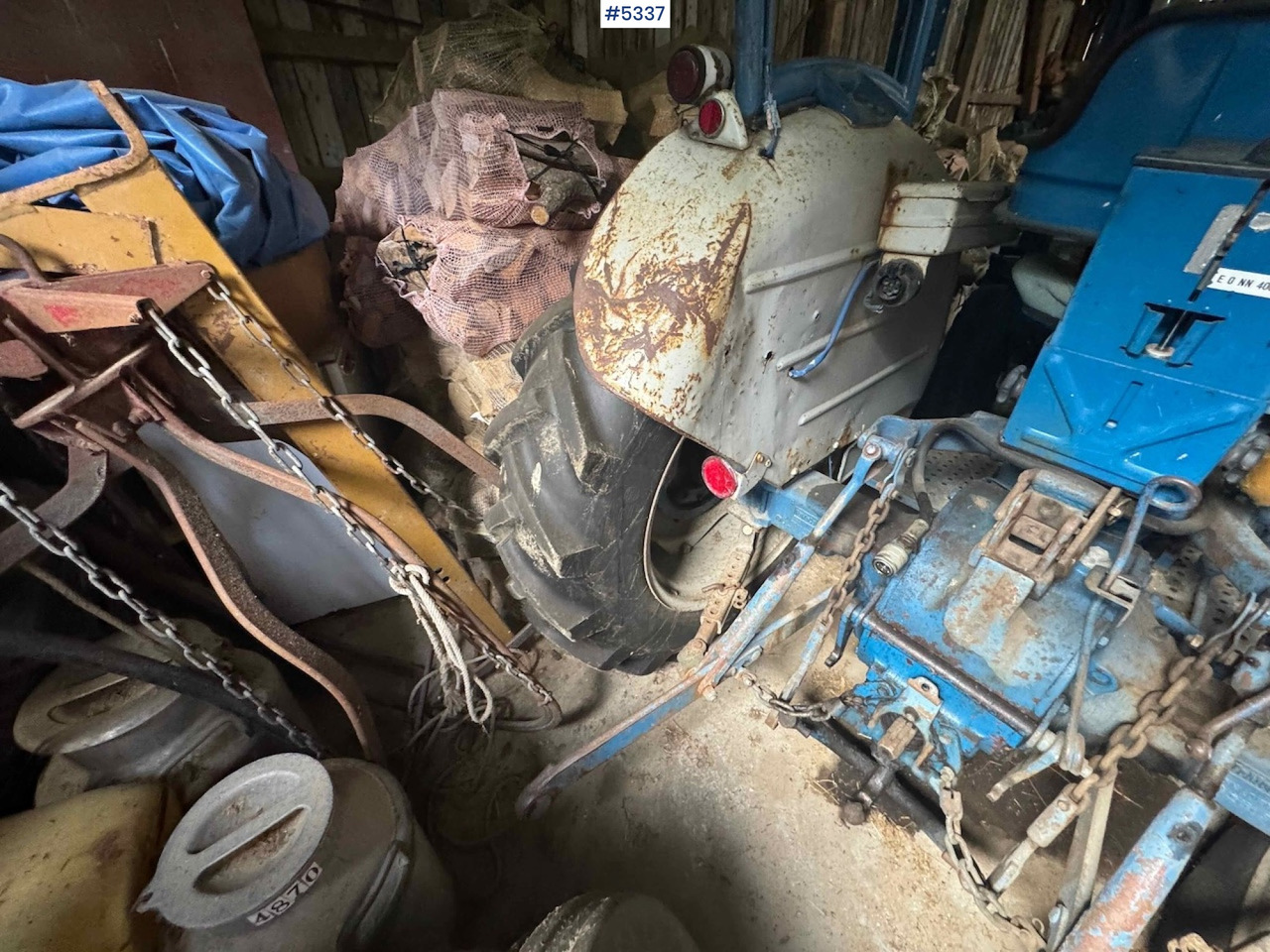 Tractor Ford 3000 traktor m/ skuffe: foto 19 Tractor Ford 3000 traktor m/ skuffe: foto 19