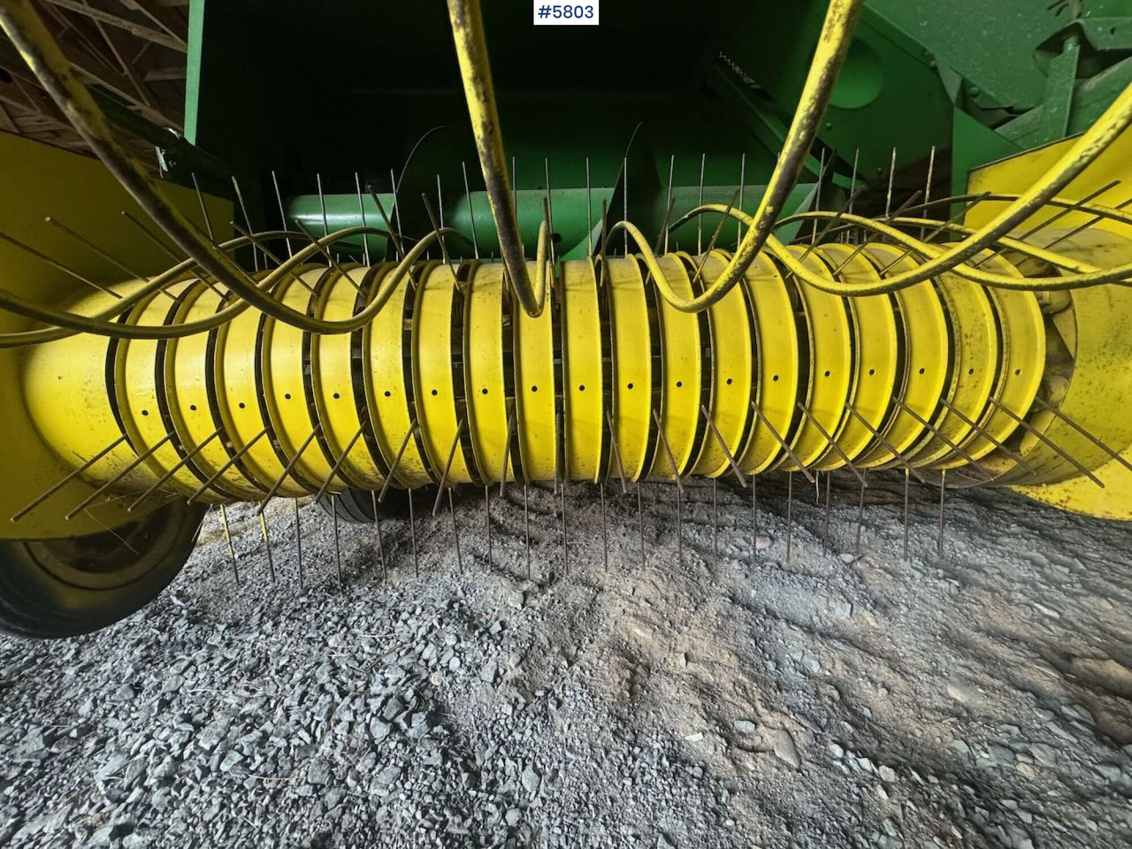 Maquinaria de henificación John Deere 342: foto 11