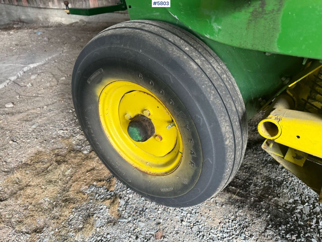 Maquinaria de henificación John Deere 342: foto 14