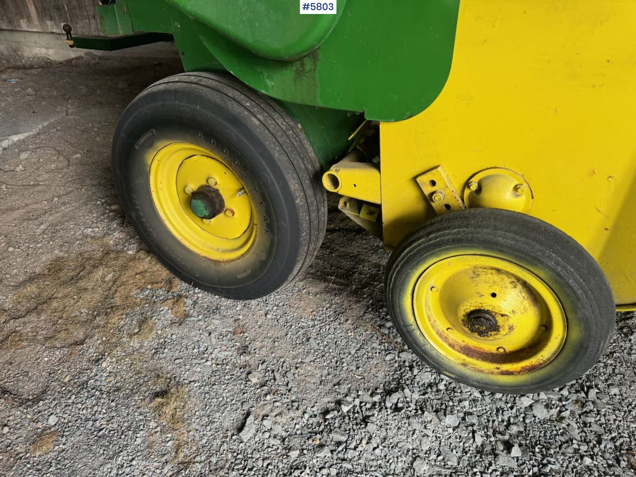 Maquinaria de henificación John Deere 342: foto 13