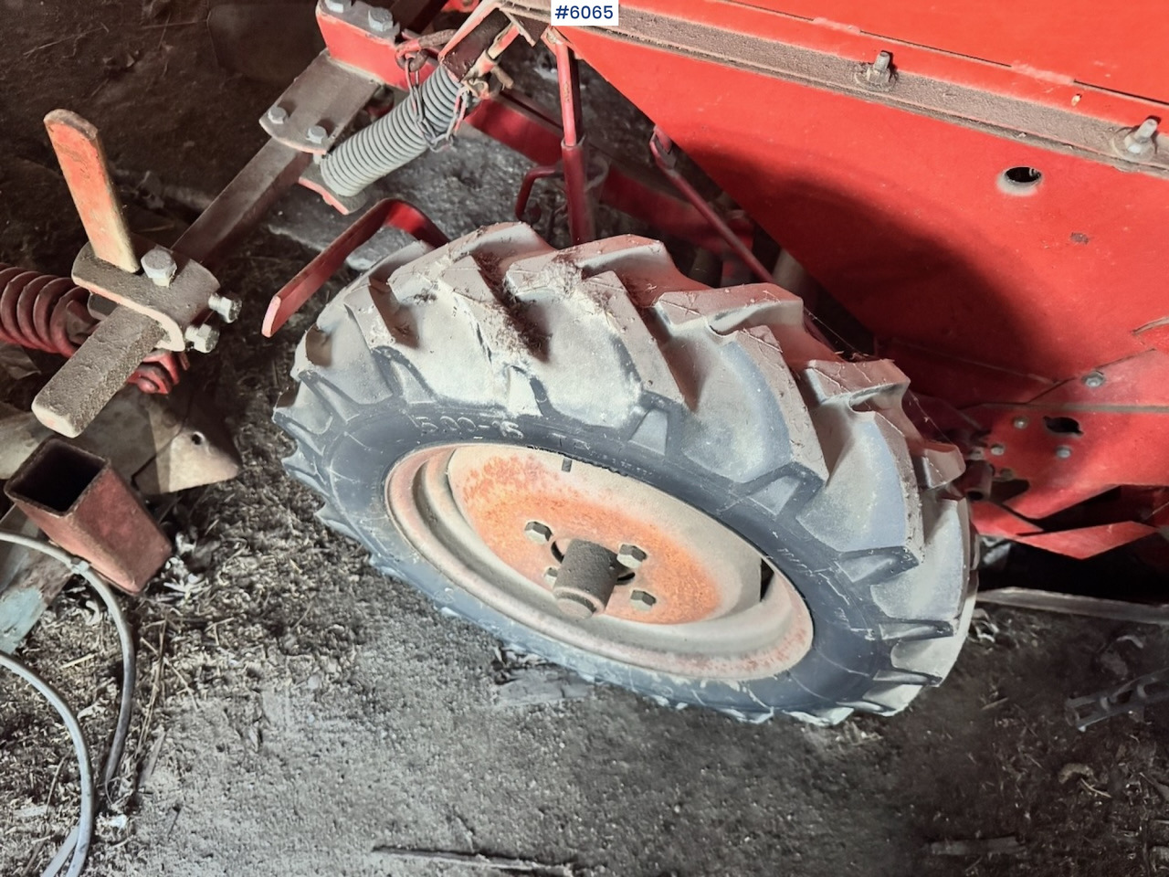 Plantadora de patatas Underhaug 1400 potato planter: foto 11 Plantadora de patatas Underhaug 1400 potato planter: foto 11