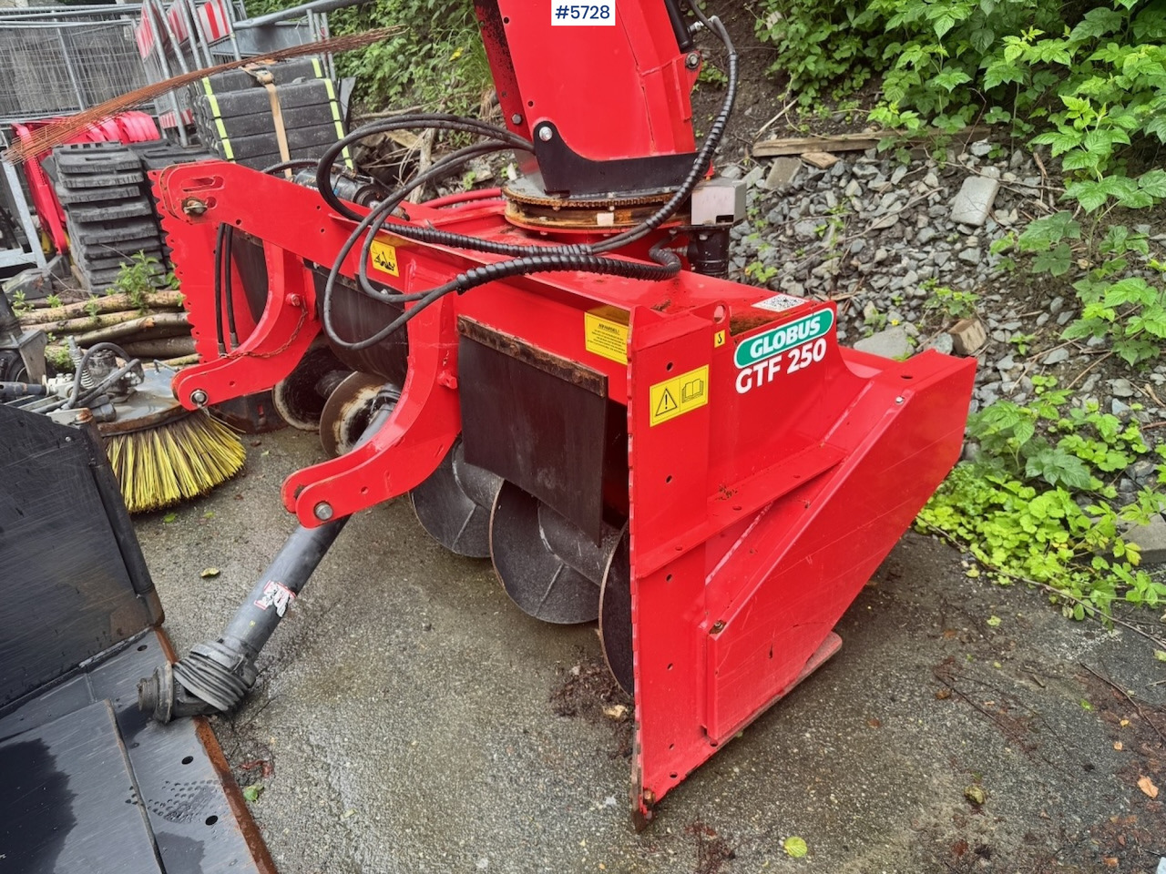 Vehículo municipal 2022 Globus GTF 250-19 Snowblower: foto 8 Vehículo municipal 2022 Globus GTF 250-19 Snowblower: foto 8