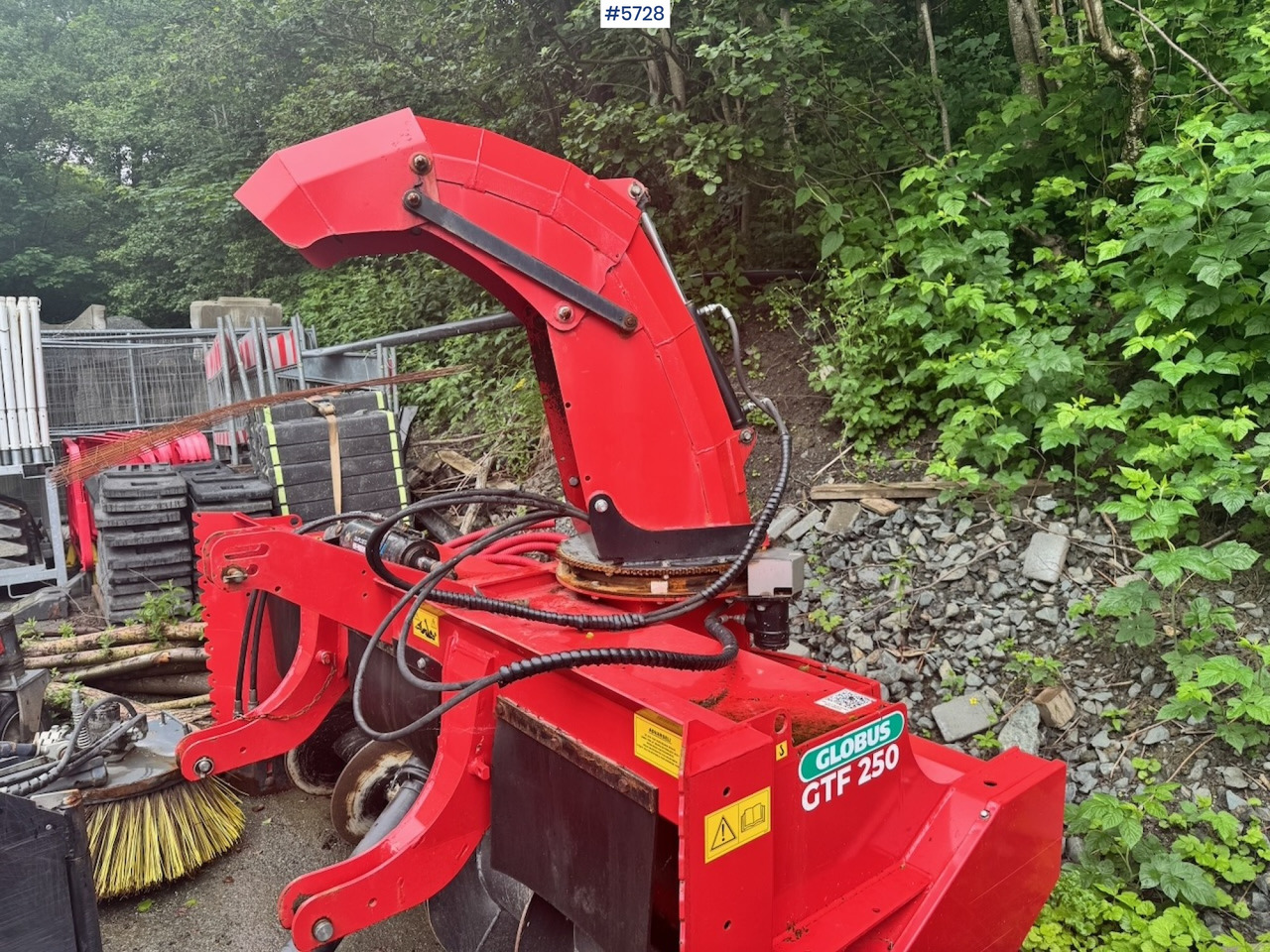 Vehículo municipal 2022 Globus GTF 250-19 Snowblower: foto 9 Vehículo municipal 2022 Globus GTF 250-19 Snowblower: foto 9