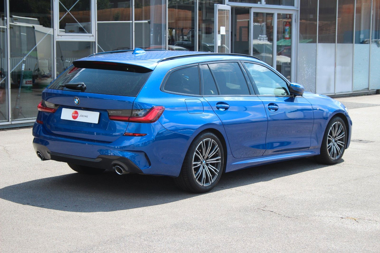 BMW 320 Touring d M Sport Laser Alcantara Harman Kar - Coche familiar: foto 2 BMW 320 Touring d M Sport Laser Alcantara Harman Kar - Coche familiar: foto 2