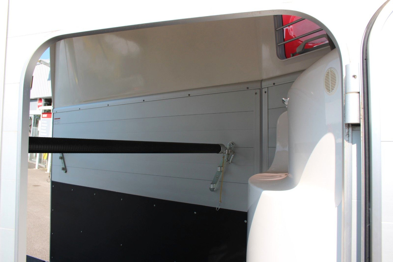 Transporte de ganado remolque Humbaur Single Alu 1600 Pferdeanhänger Sattelkammer: foto 20