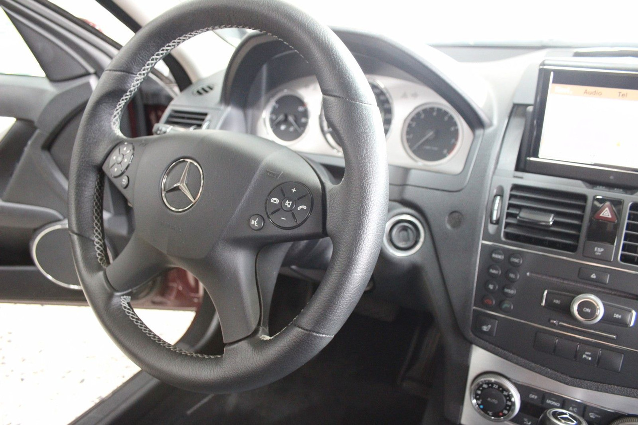 Sedan Mercedes-Benz C 230 Avantgarde Automatik sehr gepflegt! 130tKM: foto 14