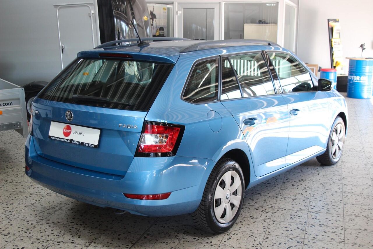 Skoda Fabia Combi Cool Plus SiHzg - Coche familiar: foto 4 Skoda Fabia Combi Cool Plus SiHzg - Coche familiar: foto 4