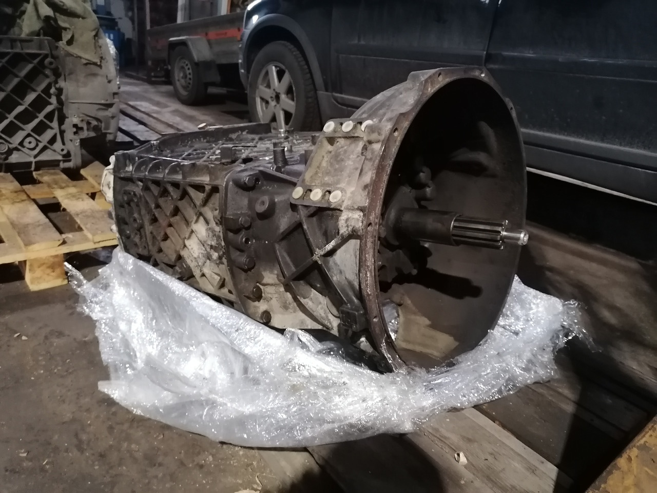 MAN DAF REMANUFACTURED gearbox ZF 16S151 ratio 0,84 - Caja de cambios: foto 1 MAN DAF REMANUFACTURED gearbox ZF 16S151 ratio 0,84 - Caja de cambios: foto 1