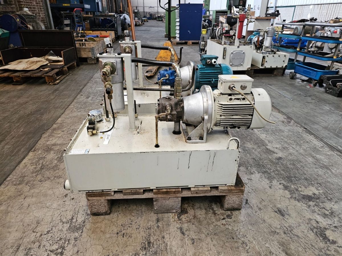 MANNESMANN REXROTH Hydraulik - Piezas de recambio para Máquina herramienta: foto 2 MANNESMANN REXROTH Hydraulik - Piezas de recambio para Máquina herramienta: foto 2